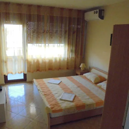 Апартамент Таня Apartamento *