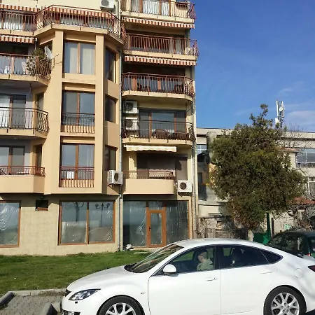 Апартамент Таня Apartamento
